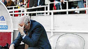 <b>REFLEXIVO</b>. Luis Aragonés cree que su equipo tuvo buena suerte frente al Sevilla.