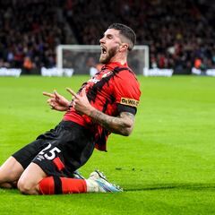 Italia vuelve a pensar en Senesi