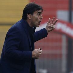 "Me pidió disculpas": Quinteros da detalles de la frustrada operación con Moreno Martins