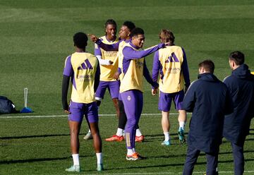 Bellingham, durante el último entrenamiento del Madrid.