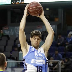 El Real Madrid ha anunciado de forma oficial el fichaje de Yusta