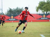 Aimar Peña vuela en Mallorca