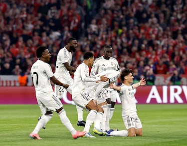 0-1. Arda Güler celebra el primer tanto.