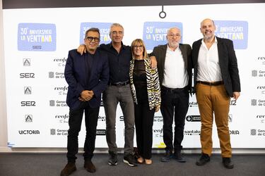 El humorista y presentador, Andreu Buenafuente, con Carles Francino, Gemma Nierga, Xavier Sardá y el periodista de RAC 1, Jordi Basté. 