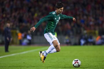 Damm debutó en 2015 con la camiseta Tricolor y está dentro de la convocatoria preeliminar de México para Rusia 2018.