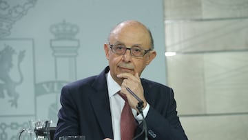 DVD 862 (15-09-17) Rueda de prensa posterior al Consejo de Ministros. Íñigo Méndez de Vigo Iñigo Mendez de Vigo) y Cristóbal Montoro (Cristobal Montoro). Foto: Uly Martín (Uly Martin).