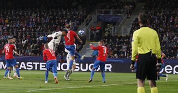 0-2. Casemiro marcó el segundo gol.