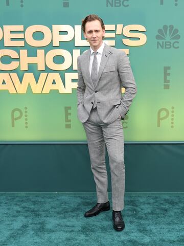 Tom Hiddleston durante la alfombra roja de los Choice Awards 2024 celebrados en The Barker Hangar (Santa Mnica). 