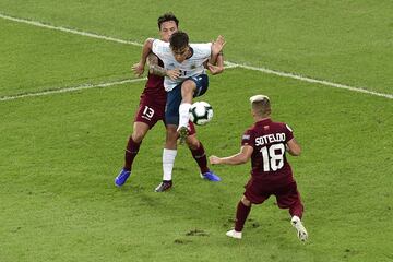 Paulo Dybala y Luis Manuel Seijas.