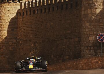 Max Verstappen durante el Gran Premio de Azerbaiy¨¢n.