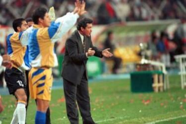 Campeón de Copa con Tigres, en la temporada 1995-96