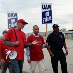 ¿Cómo puede afectar la huelga del sector del automóvil en Estados Unidos al precio de los autos?