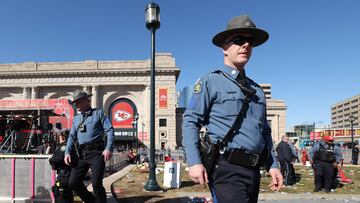 Reports of gunfire near Union Station along the Kansas City Chief’s Super Bowl parade route. Multiple people have been injured according to the police.