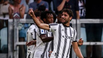 Juventus midfielder Manuel Locatelli (5) celebrates during the Serie A football match n.3 JUVENTUS - ROMA on August 27, 2022 at the Allianz Stadium in Turin, Piedmont, Italy. (Photo by Matteo Bottanelli/NurPhoto via Getty Images)