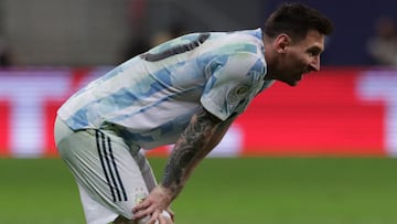 Soccer Football - Copa America 2021 - Semi Final - Argentina v Colombia - Estadio Mane Garrincha, Brasilia, Brazil - July 6, 2021 Argentina&#039;s Lionel Messi reacts REUTERS/Henry Romero