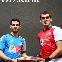 Altuna y Ezkurdia, los reyes de la ‘jaula’, dirimen una igualada final