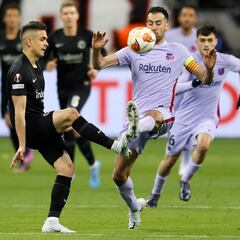 Se define en España: Frankfurt y Barça igualan en la ida