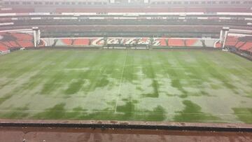 La cancha del Coloso de Santa &Uacute;rsula, donde el conjunto tricolor se medir&aacute; a los canaleros, fue afectada por las lluvias en la Ciudad de M&eacute;xico.