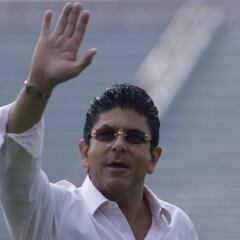 Kuri confirma a Siboldi y advierte que sacará 'trapitos al sol' de la liga