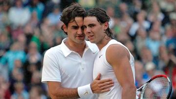 Nadal y Federer, en la final de Wimbledon de 2008.