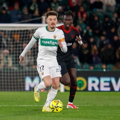 Josan, sobre el penalti: “Parece mano en posición natural”