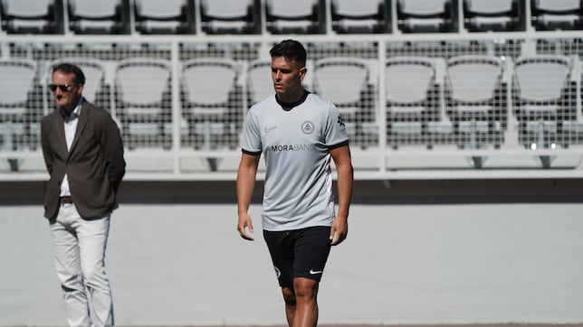 Carles Manso: “Hemos de ser inteligentes para jugar con la urgencia del Cádiz”