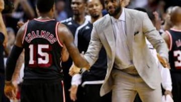 LeBron James (Miami Heat) no pudo jugar el último partido por la rotura de su nariz.