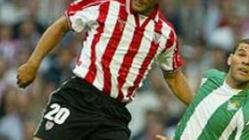 <b>NUEVOS AIRES POR LEZAMA.</b> El Athletic, el único equipo de Primera División junto al Barcelona que mantenía su uniforme "limpio" de publicidad, llevará publicidad en su camiseta si encuentran un patrocinador.