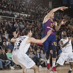 El triunfo en Milán consolidaría al Barça en la zona de playoff