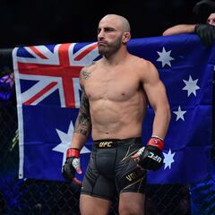 Volkanovski le dice ‘no’ a Sterling y apunta a Topuria