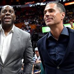 Magic llama "traidor" a Rob Pelinka y éste le responde