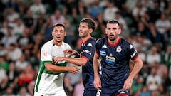 La defensa del Deportivo reclama el foco