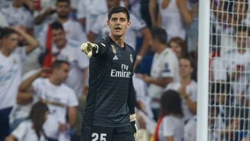 Courtois, durante un partido del Real Madrid.