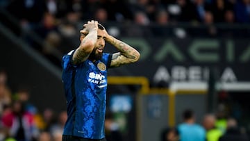 Disappointment of Inter's Arturo Vidal after his goal was canceled during the italian soccer Serie A match Udinese Calcio vs Inter - FC Internazionale on May 01, 2022 at the Friuli - Dacia Arena stadium in Udine, Italy (Photo by Ettore Griffoni/LiveMedia/NurPhoto via Getty Images)