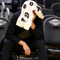 Curry salutes Klay Thompson after latest Warriors masterclass