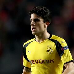 Bartra resumes training after bomb attack