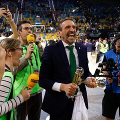 Navarro: “Ahora mismo no veo un entrenador mejor para el Baskonia que el que tiene”