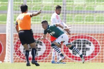 Santiago Wanderers venció 5-4 a Universidad de Chile que continúa complicándose en la parte baja de la tabla. 