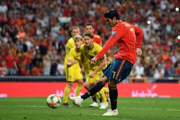 2-0. Álvaro Morata marcó el segundo gol de penalti.