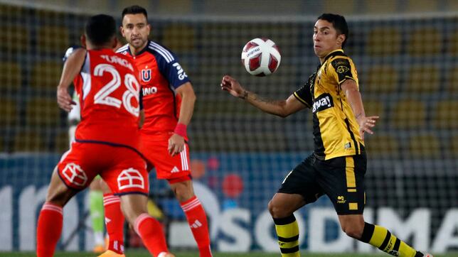 “Me ofrecieron a Cabral y me dijeron ‘no juega hace 6 años’... respondí que ninguna posibilidad”