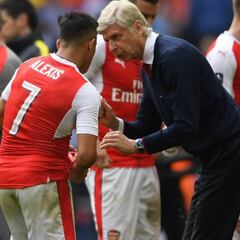La promesa de Wenger: "Alexis seguirá en Arsenal el próximo año"