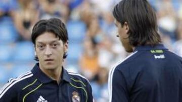 Alemania, sin Ballack y con Khedira y Ozil ante Bélgica y Azerbaiyán