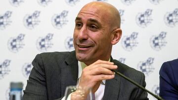 Rubiales nombra vicepresidente de la FEF a Antonio Suárez