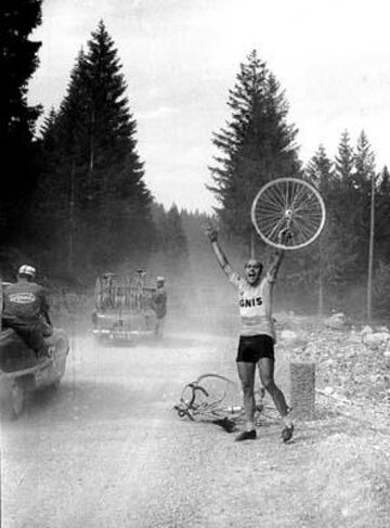 El corredor catalán, fallecido en 2013 con 85 años, logró la friolera de 20 triunfos en sus seis participaciones en el Giro entre 1956 y 1961, repartidas de esta forma: 4-4-3-3-3-3. Sin embargo, su mejor clasificación general fue sexto, puesto que repitió en tres ediciones (57, 58 y 59). Es uno de los mejores velocistas de siempre del ciclismo español.