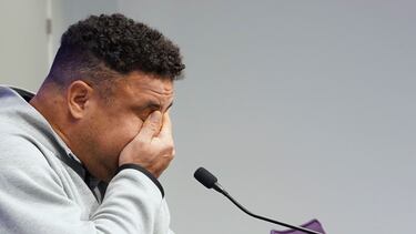 VALLADOLID, 05/06/2023.-El presidente del Real Valladolid, Ronaldo Nazário, comparece este lunes en rueda de prensa tras cerrar ayer el equipo la temporada con un descenso a segunda categoría.EFE/Nacho Gallego