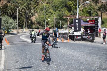 Subidas en adoquines, el borde costero y los cerros de Valparaíso fueron el escenario de la Clásica Puerto Patrimonio.