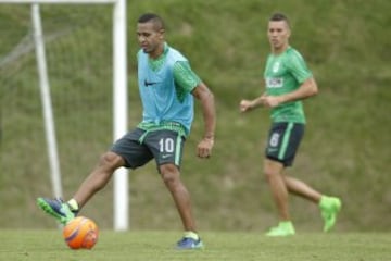 Nacional prepara el duelo ante Jaguares pensando en América