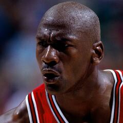 Las múltiples ofertas millonarias rechazadas por Michael Jordan