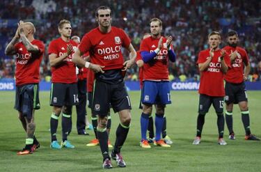 No special plan for "brilliant" Gareth Bale says Roy Keane