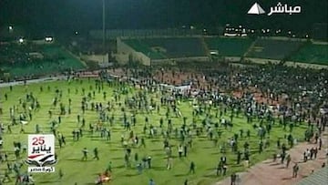 Pena de muerte para diez acusados de la masacre del estadio del Al Masri.